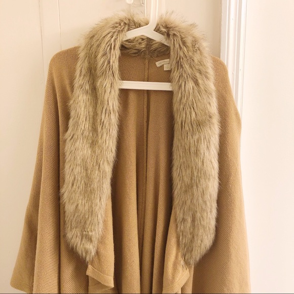 NY&C Faux Fur Poncho Cardigan - Picture 1 of 7